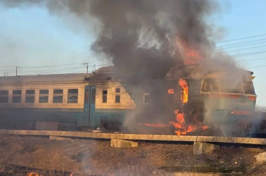 Росія дроном вдарила по пасажирському поїзду: перші подробиці